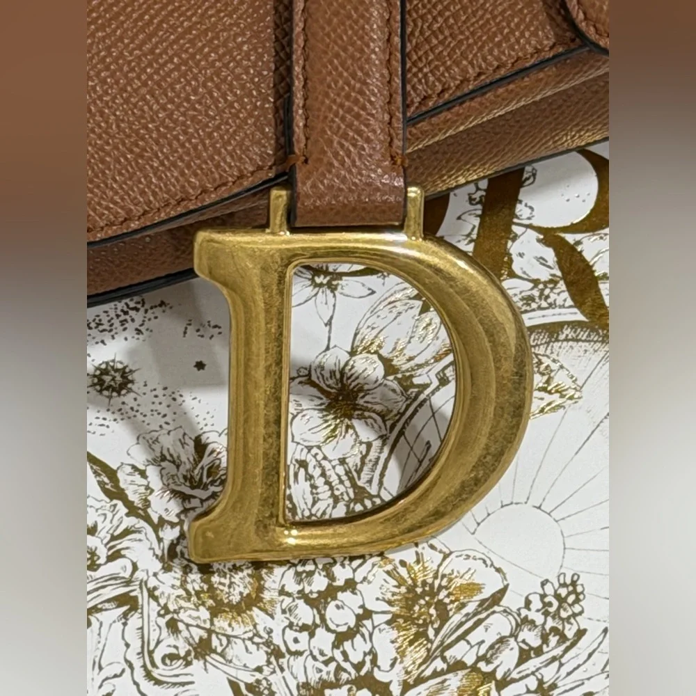 Dior Saddle Bag - Picture 7 of 10